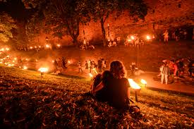 524 cazări în festivalul internațional de teatru sibiu cu poze și evaluări. Directorul Festivalului InternaÅ£ional De Teatru De La Sibiu Am Avut 127 000 De Spectatori Intr Un Oras Care Are 170 000 De Locuitori Foto Video