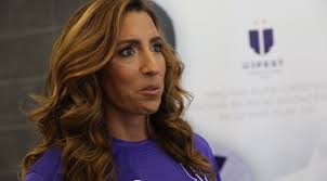 Biografía de rubint réka incluyendo fotos de infancia/colegio y grabaciones de la primera vez en la tv name in passport. Vegre Ujra A Regi Rubint Reka Edesanyja Legyozte A Koronavirust Es A Ketoldali Tudogyulladast Is