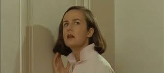 La comédienne s'est confiée à plusieurs reprises sur son départ. Gif Valerie Lemercier Les Visiteurs Movies France Movies