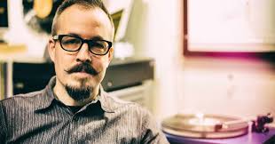 Ep152: The Fall & Rise of Vinyl with Billy Fields