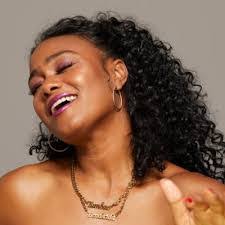 Lesha Phillips's Instagram, Twitter & Facebook