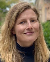 Annie Mullen's Instagram, Twitter & Facebook