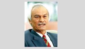 I'm a novice at mountain climbing if you were to compare me to team leader ahmad fakhri aka manai who has conquered all seven highest peaks in all continents. Tan Sri Khalid Yunus For Faster Navigation This Iframe Is Preloading The Wikiwand Page For Mohd Khalid Yunus