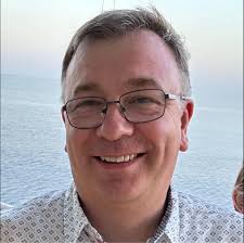 Presenting the final running order for THE NEXT PROGRAMME FOLLOWS SHORTLY  by the amazing GAVIN SUTHERLAND and the majestic FAST TUNES ORCHESTRA. It's  out