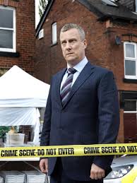After pursuing various leads, dci banks and his team discover that damon owed a sizable sum of money to a seemingly respectable property developer named steve richards (shaun dooley, the stranger). Inspector Banks Die Komplette Erste Staffel Dvd Grossbritannien 2011 Frankfurt Tipp