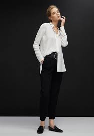 Check spelling or type a new query. Look 1 The White Shirt Guide Women Espana Excepto Canarias Spain Except The Canary Islands White Polo Outfit Women White Polo Outfit Polo Fashion