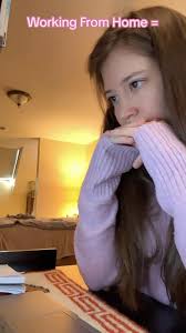 🚀Comment “EMAIL” & I’ll email YOU 15+ Remote Jobs DAILY, to help YOU get a  full time remote role! All roles sourced are $50K+, full time, and  USA-based💰Getting