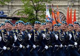 Jun 17, 2021 · добавить тему. Bolee 800 Voennosluzhashih I Okolo 30 Edinic Boevoj I Specialnoj Tehniki Vozdushno Desantnyh Vojsk Primut Uchastie V Parade Pobedy Na Krasnoj Ploshadi V Moskve 9 Maya 2021 G Ministerstvo Oborony Rossijskoj Federacii