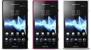 Sony Xperia acro HD SOI12 vs. Sony ...