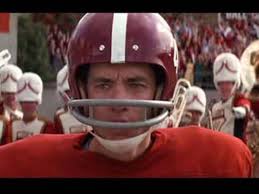 Bóng đá Mỹ từ cái chết của Kenney Bùi: Chơi thể thao hay ra chiến trận?