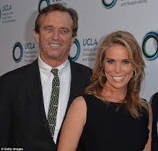 Rfk Jr Kept A List Of More Than 40 Suspected Mistresses On Cell Phone Robert Kennedy Jr Kennedy Jr Robert Kennedy