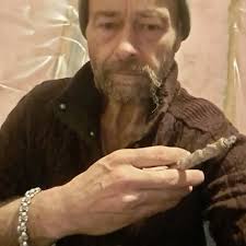 As if Mike Myers wasn't already a legend, him wearing a “CANADA IS NOT FOR  SALE” t-shirt solidifies it. SNL