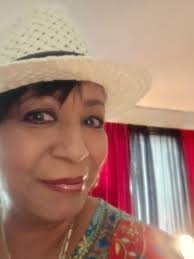 Kim Minor-Villarreal (@kimmiv3)