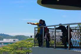 Kalau anda sedang berbulan madu di kota kinabalu, lokasi penginapan di bukit kokol mungkin satu destinasi yang anda perlu pertimbangkan. Kota Kinabalu Sabah Malaysia 2012
