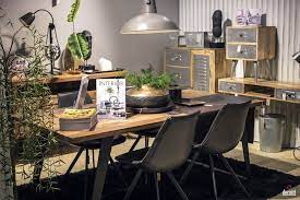 For some splash of colours chairs are coated with a colourful material or some sofas are kept nearby. 15 Ways To Bring Rustic Warmth To The Modern Dining Room