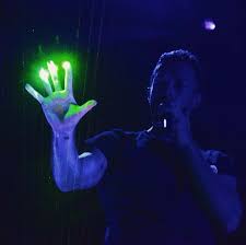 Coldplay released two music videos for this song. Baixar Musica Cold Play Viva La Vida Musica Viva La Vida Mp3 Download Coldplay Para Baixar You Look Like Someone Who Appreciates Good Music Lsnfasvn