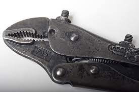 Just bend the wire cloth to the diameter you want for your tree roots and cut from the rest of the roll. How To Cut Braces Wire Without Wire Cutters Arxiusarquitectura