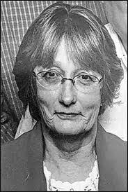 Renee Clouse's Instagram, Twitter & Facebook