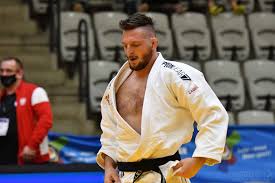Jorge fonseca (born 30 october 1992) is a portuguese judoka.he competed at the 2016 summer olympics in the men's 100 kg event, in which he was eliminated in the second round by lukáš krpálek. Judoinside Lukas Krpalek Judoka