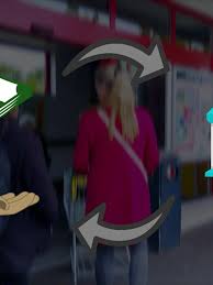 Heiße Ampel-Show!: OnlyFans-Model entblößt Hintern vor Autofahrern