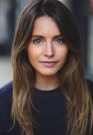 Antonia Perry's Instagram, Twitter & Facebook