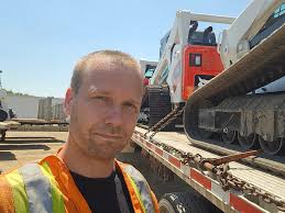 Let's play “Plz help me pick a future berb name” 1. Erie 2. Evy (ee • vee)  3. Fern ^^^ if the berbs a lady, if the berbs a boy his name