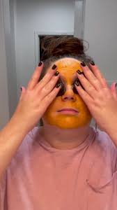 Terrifying yet Effective: Lush Pumpkin Face Mask Review