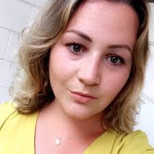 Rhian Evans (@rhi_evs1)