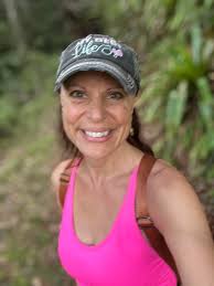 Sharilyn Snyder (@sharisnyder) • Instagram photos and videos