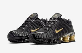Procurando minibola nike neymar ? Neymar Nike Shox Tl Black Gold Bv1388 001 Release Date Sbd