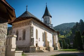 Biserica Mare A Mănăstirii Bistrița Architecture Romania Places