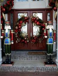 Image Result For Beautiful Christmas Door Decorations Front Door Christmas Decorations Christmas Entry Christmas Door Decorations