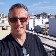 ESSA VIDA É UM SOPRO, não se leva nada, somos todos iguais...” 🙏❤️ Refrão  de um samba que compus com meu xará Leo Peres. Essa toca no meu coração