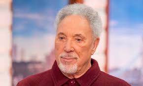 The official website of sir tom jones including tour dates, music, videos, merchandise and more. Tom Jones Shocking Comments After Wife Linda S Battle With Cancer Hello