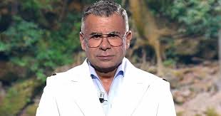 Jorge Javier Vázquez comunica el inesperado movimiento de la organización de 'Supervivientes 2025' que cambia el rumbo de la recta final del reality
