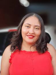 You know I love being a dog mom of 4, so I wanted to partner with Freshpet  to create limited-edition Dog Mom & Dog Dad sweatshirts! The BEST part is  that all