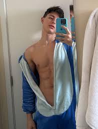 Zé Longuinho on X: t.co2TA6LHU4Uu 👀 t.coe0U9i993ch  X