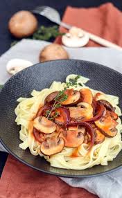 Recette Tagliatelles Aux Champignons Lou Facon Stroganoff 750g Recept Recepten