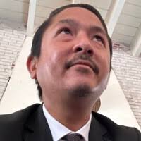 30+ "Robert Mom" profiles