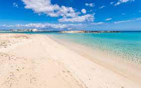 Auf formentera ist der strand auch bei promis sehr beliebt, die mit ihren luxuriösen yachten öfter es gibt auch keinen wassersportanbieter, so dass dieser formentera strand für leute, die ruhe und. Die 11 Schonsten Strande Auf Formentera 2021 Mit Fotos
