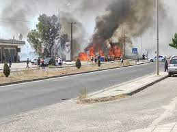 Jun 09, 2021 · φωτιά σε επικαθήμενο φορτηγό αναστάτωσε το μεσημέρι της τετάρτης την πυροσβεστική υπηρεσία. Samzob4gvtsxmm