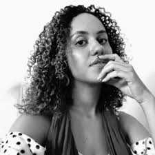 Barbara Pimentel (@barbpimentel)