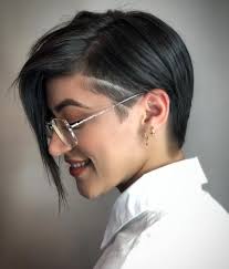 22 Insta-Ready Undercut Pixie Bob Ideas for 2025