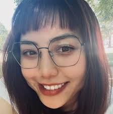 Xin chào cả nhà ! Em có chuyện muốn hỏi mọi người ạ. Chuyện là hôm nay em  bị công an kiểm tra nói biển số màu trắng xe scooter không hợp