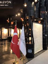 Kreasyon Hali Fuar Standi Tasarimi Ve Uygulamasi Cess 2020 Tasarim Halilar Mobilya