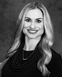 Erin Donnelly's Instagram, Twitter & Facebook