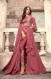 Pin By Fleure Des Champs On Dresses Indian Dresses Utsav Fashion Fashion