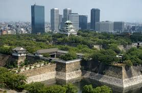 It's a very complex relationship between the three but the simple version is both hideyoshi and tokugawa were allies of nobunaga who came. Osaka Castle Wikipedia