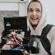 Top 2nd Assistant Cameramen