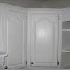 Using white is an excellent way to make small simple spaces feel spacious and classic without creating a drab aesthetic. Https Encrypted Tbn0 Gstatic Com Images Q Tbn And9gct0h Dy Ul W37w4rgb7a6wnr02osb0jyoomshov1snaidqq Fv Usqp Cau